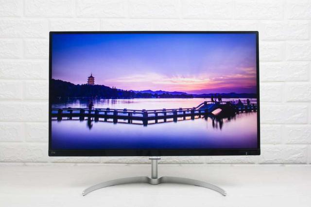 秒殺一切入門4K！超高性價比皇家飛利浦276E8VJSB評測