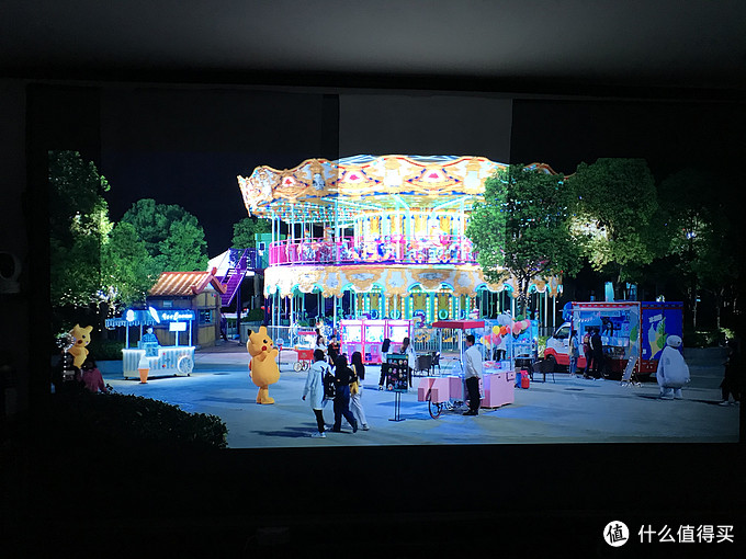 關于短焦 or 中長焦幕布的選購雜談——附不同幕布對比