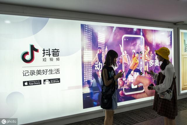 抖音上熱門，快速漲粉，日入1000+，引流百人的全套玩法，純干貨