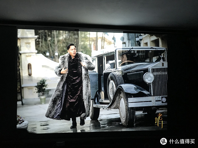 關于短焦 or 中長焦幕布的選購雜談——附不同幕布對比