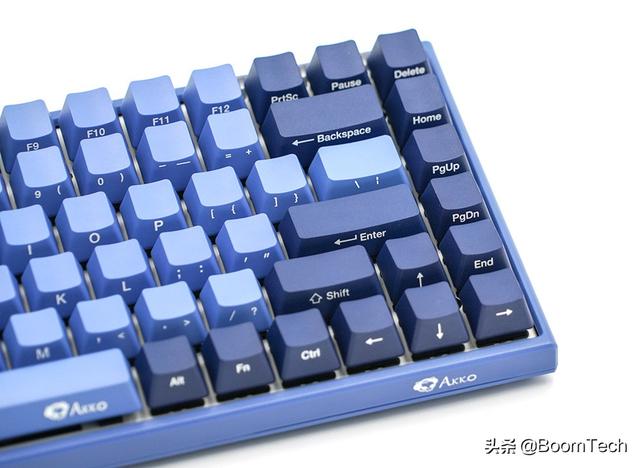 桌面上的海岸線 AKKO 3084SP海洋之星機械鍵盤開箱體驗