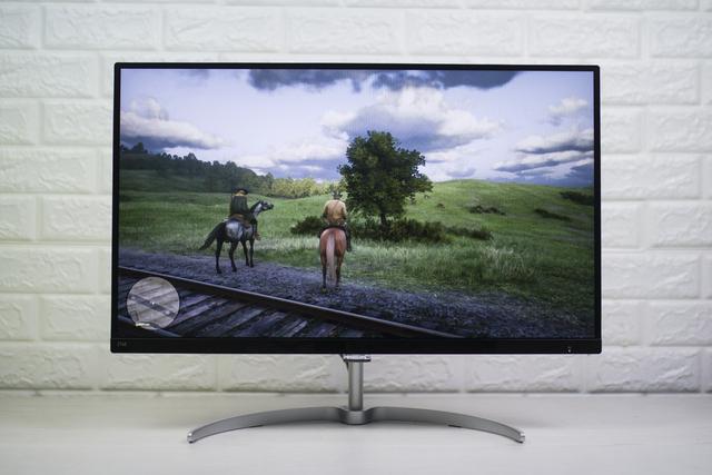 秒殺一切入門4K！超高性價比皇家飛利浦276E8VJSB評測