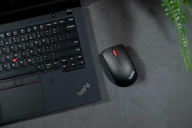 復刻的經典也有新絕活 ThinkPad小黑雙模鼠標評測