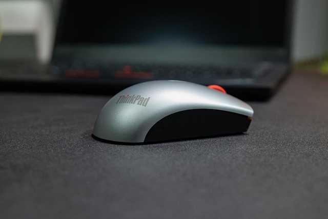 復刻的經典也有新絕活 ThinkPad小黑雙模鼠標評測