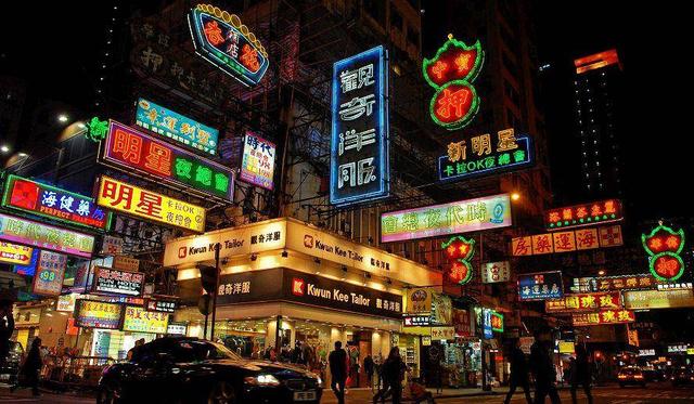 “地攤經濟”要被開放了？兩月內讓8萬人不再失業，說明了什么？