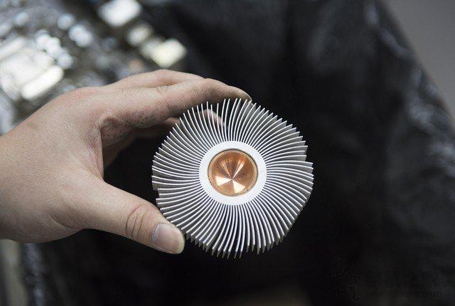 電腦清灰教程：電腦主機怎么清理灰塵？臺式電腦主機清理灰塵教學