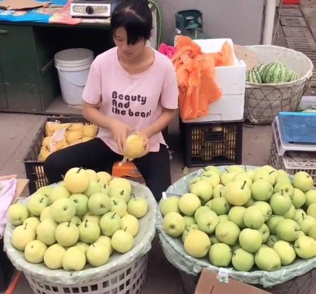 擺地攤賣水果必學10招，學好銷量翻倍