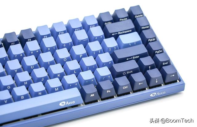 桌面上的海岸線 AKKO 3084SP海洋之星機械鍵盤開箱體驗