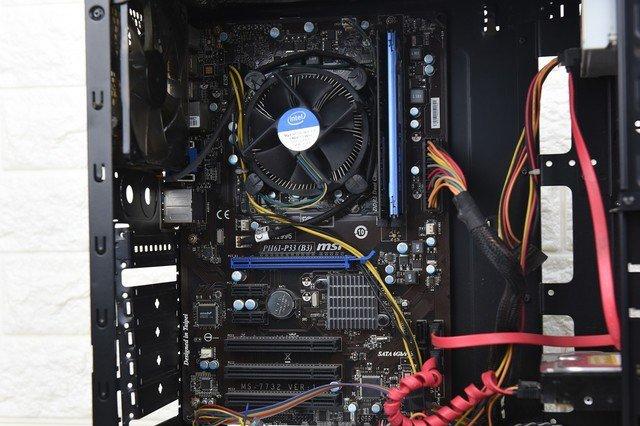 電腦清灰教程：電腦主機怎么清理灰塵？臺式電腦主機清理灰塵教學