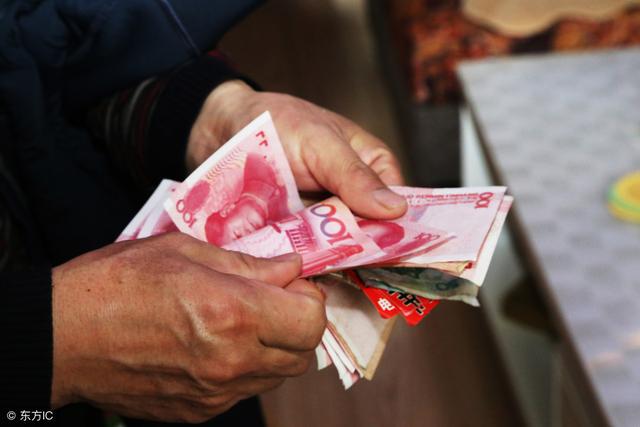 現在做什么小本生意賺錢比較有前景，尤其是第三個最掙錢