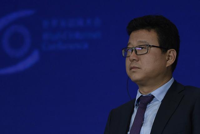 32歲成為中國首富，49歲擁有2000億，他說金錢給我的幸福感不到5%