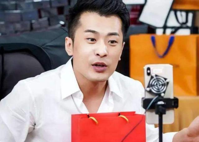 24歲擔任董事長，一年創造133億銷售額，他才是草根逆襲的典范