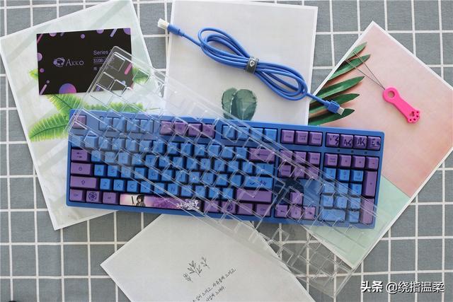 羈絆太多，只會迷失自我，Akko 3108 v2 佐助機械鍵盤開箱
