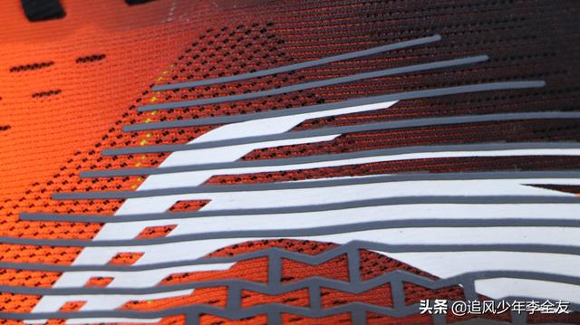 三百元內無對手，李寧赤兔跑鞋堪稱國產良心
