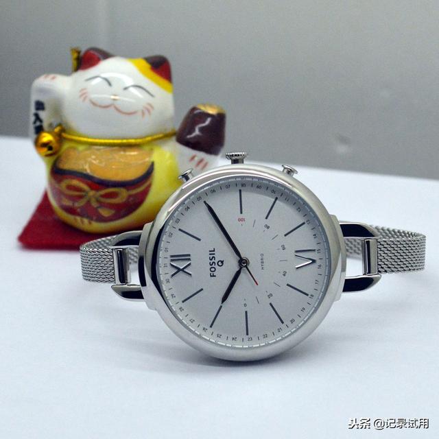 女士手表哪個牌子好，女生手表哪個品牌好之化石手表體驗