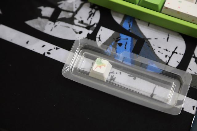 與眾不同，機械鍵盤的美學內涵，阿米洛森靈主題款機械鍵盤開箱