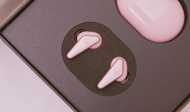 為了它放棄AirPod，小鳥TRACK Air真藍牙無線耳機體驗