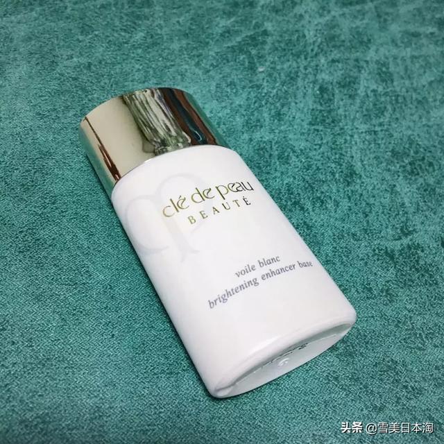 地表最強妝前乳——CPB隔離，越夜越美麗的秘密都在這里