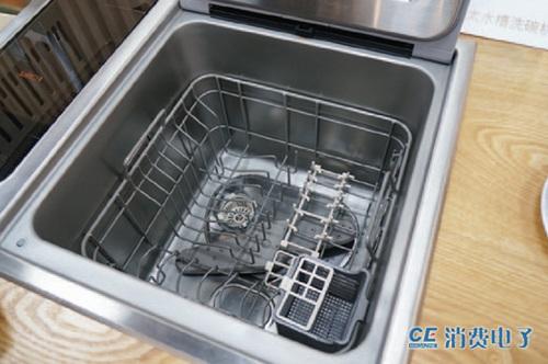 高端品牌涌現 4 款熱門嵌入式洗碗機對比體驗