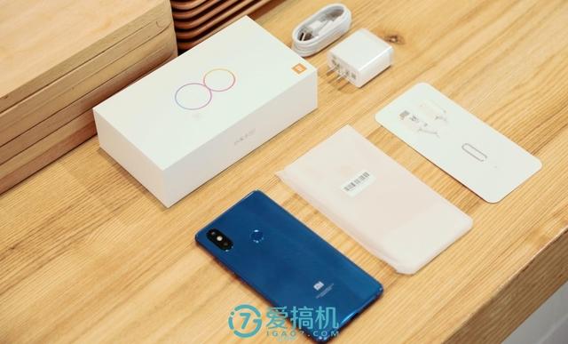 小米最強中端旗艦！小米8 SE詳細體驗評測