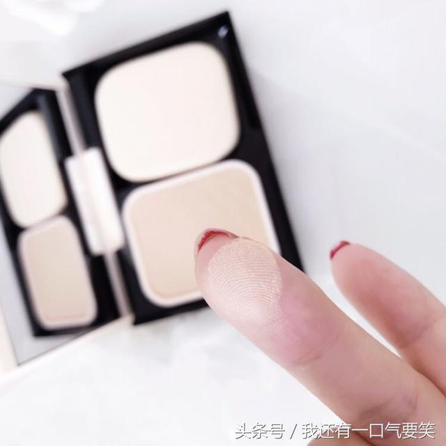 資生堂心機星魅輕羽粉餅干濕兩用，天啊嚕的好用！