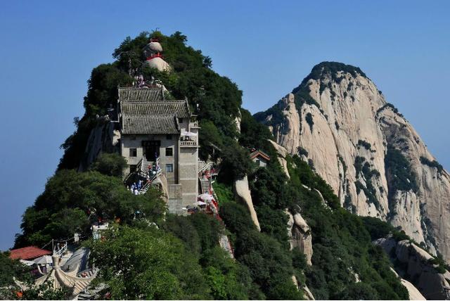 文化之五岳：東岳泰山，西岳華山，中岳嵩山，北岳恒山，南岳衡山