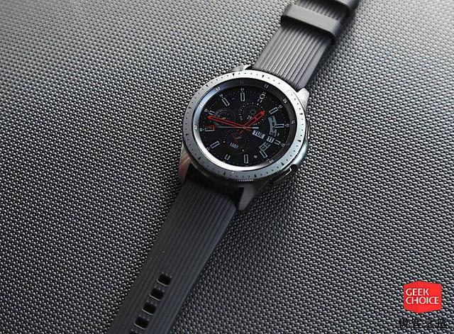 三星GalaxyWatch智能手表體驗：更長的續航，媲美機械表的質感