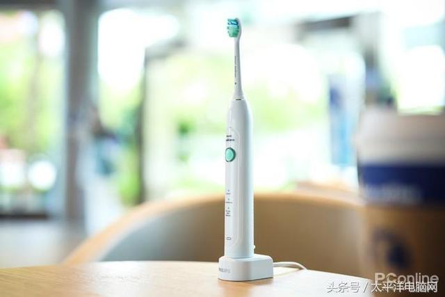 電動牙刷的入門首選:飛利浦聲波震動牙刷HX6730