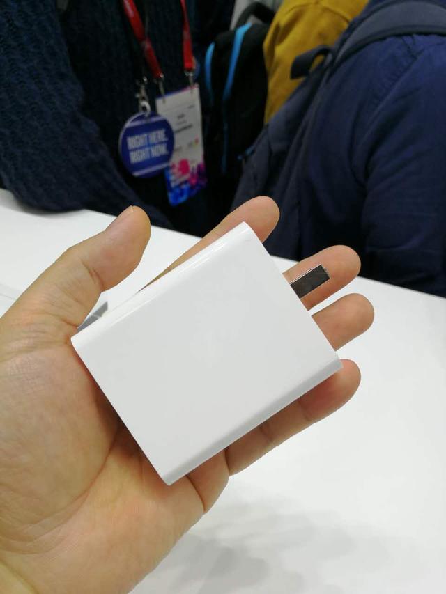 55W充電頭，魅族發布最快充電Super mCharge技術