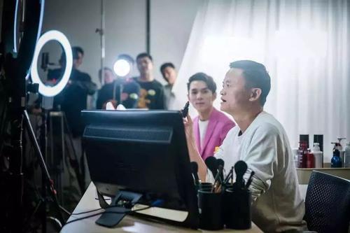 漩渦下的反思:直播帶貨的產業互聯網邏輯
