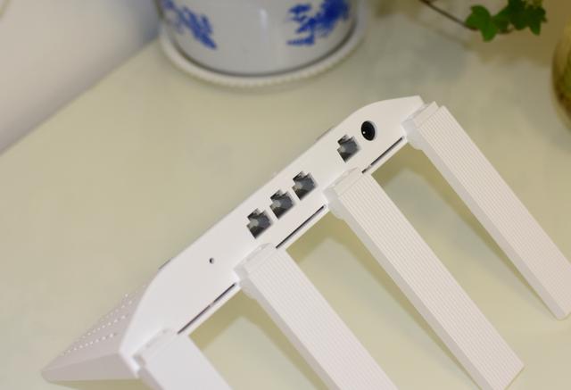 筆者親身體驗華為雙頻千兆路由，能否解決無線網絡不穩定的情況