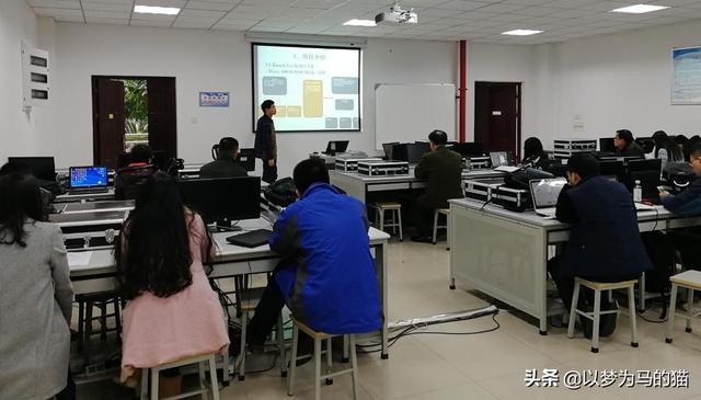報考“計算機類專業”可以選擇這8個，就業優勢大，需求量更高