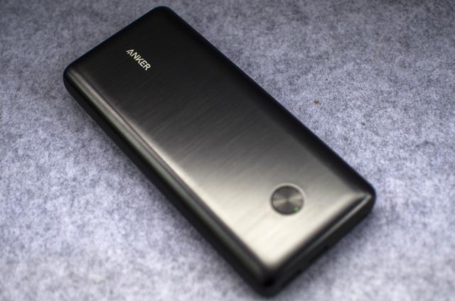 快速大容量充電堡壘:ANKER 安克26K移動電源