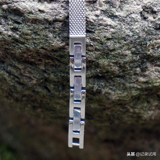 女士手表哪個牌子好，女生手表哪個品牌好之化石手表體驗