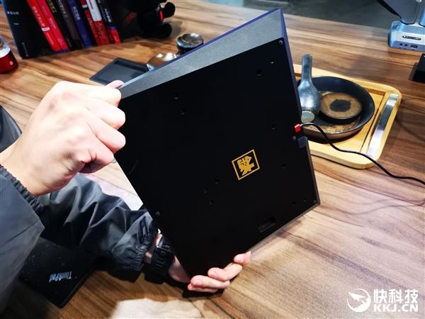 聯想全新機械鍵盤曝光:居然是正方形的