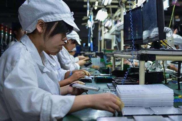 中國工人待遇為何比不上歐美？這3個問題不改變，以后更比不上
