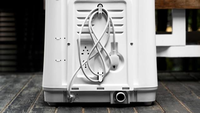 米家全自動迷你波輪洗衣機3KG新品體驗：高顏值、多用處