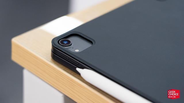 比蘋果官方便宜一千塊，這款帶觸控板的 iPad Pro 鍵盤體驗如何？