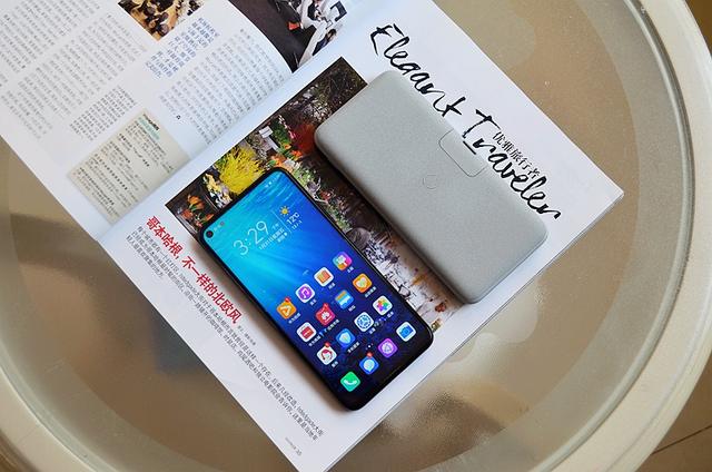 超級閃充充電寶什么牌子好，2020閃充充電寶推薦
