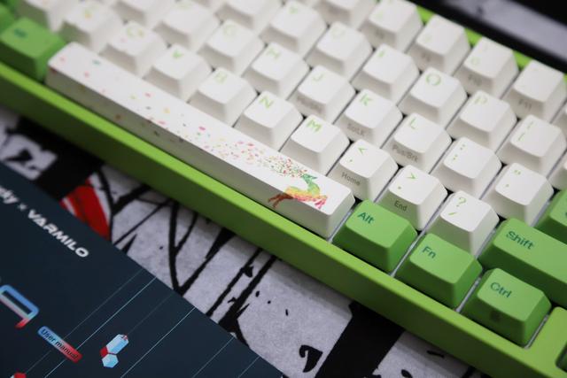 與眾不同，機械鍵盤的美學內涵，阿米洛森靈主題款機械鍵盤開箱