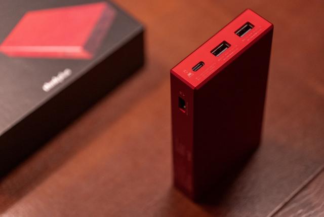 評測 | 不大不小剛剛好——thinkplus 隨身充50W 筆記本移動電源