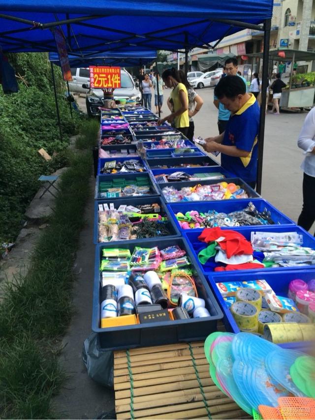 干貨：夜市擺攤什么最好賣？擺攤月入過萬不是夢。