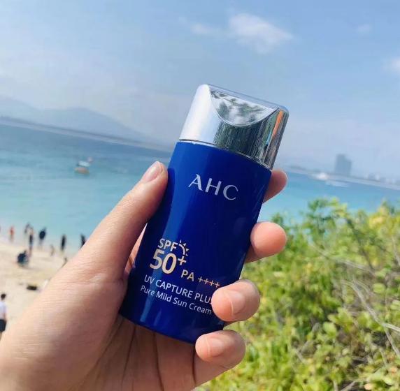 2020年新款韓國AHC小藍瓶防曬霜，防紫外線清爽不油膩！