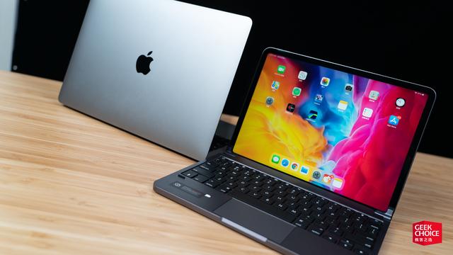 比蘋果官方便宜一千塊，這款帶觸控板的 iPad Pro 鍵盤體驗如何？