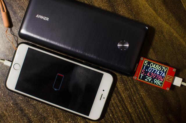 快速大容量充電堡壘:ANKER 安克26K移動電源
