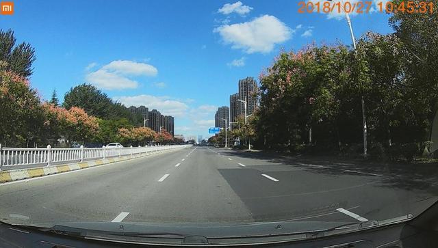 來聽聽老司機的建議，小米米家行車記錄儀1S體驗評測