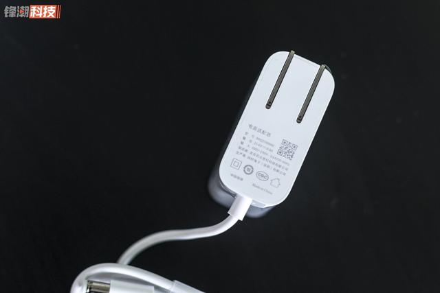 米家手持無線吸塵器體驗：一半的價格真有高端體驗？