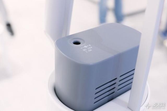 正負零0無線吸塵器C030現場玩 來感受下什么叫無意識設計