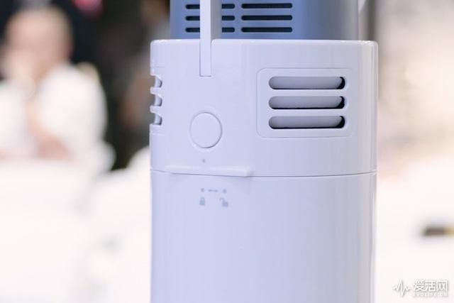 正負零0無線吸塵器C030現場玩 來感受下什么叫無意識設計