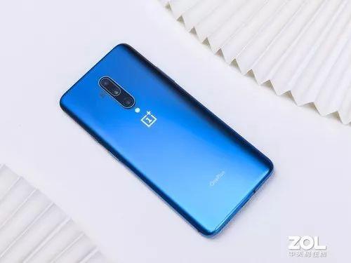 當下最值得入手的四款旗艦手機 看完你絕對認同